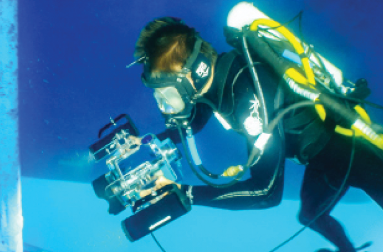COMMERCIAL DIVERS Pacific Commercial Diving Supply